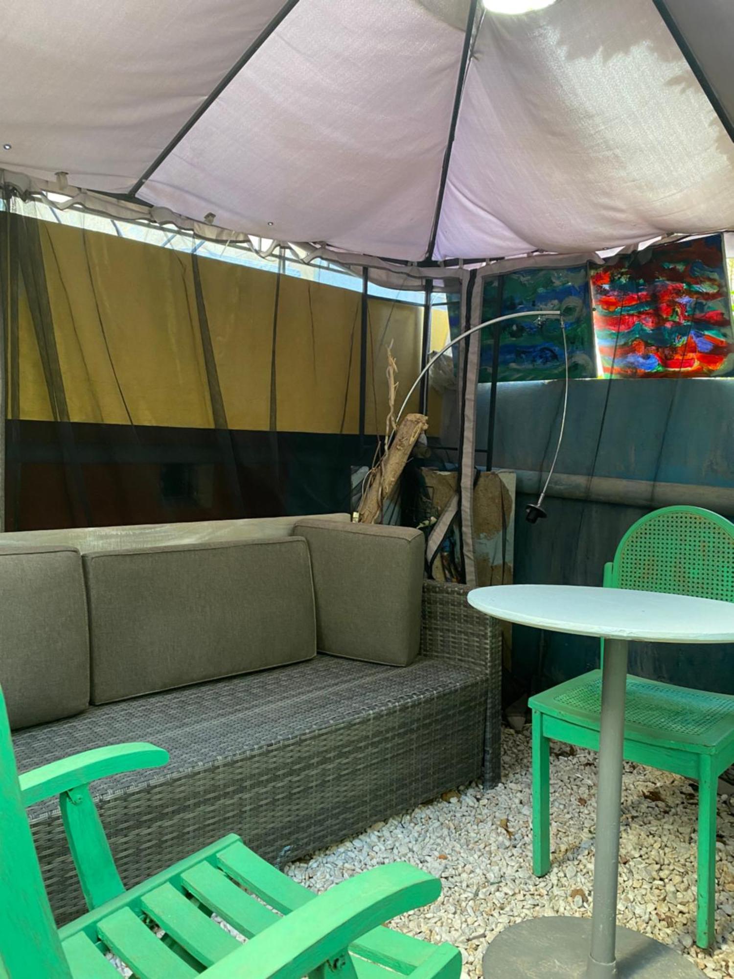 Apartment With Barbecue 1 Km Beach Афины Экстерьер фото